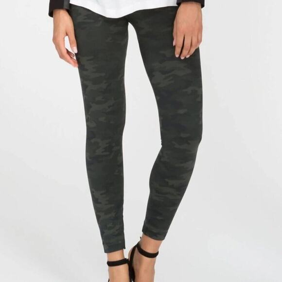 SPANX LEGGINGS CAMOUFLAGE TUMMY CONTROL HIGH WAIST LOOK AT ME NOW  SIZE X-LARGE - Picture 4 of 13